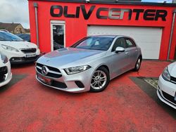 Gris Utilisé 2018 Mercedes A180 Business Berline | 17 990 € (Prix juste)