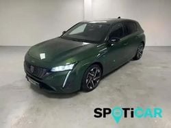 Vert olivine (m) Utilisé 2022 Peugeot 308 Allure Berline | 23 990 €