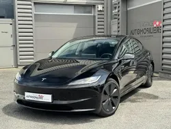 Noir Utilisé 2024 Tesla Model 3 Standard Range Berline | 29 990 € (Prix juste)