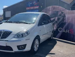 Blanc Utilisé 2012 Lancia Musa Gold Monospace | 7 990 €