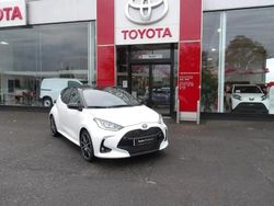 Noir Utilisé 2022 Toyota Yaris Hybrid Sport Berline | 20 990 € (Prix assez cher)