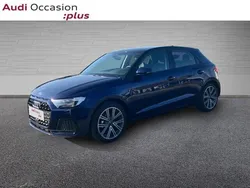 Bleu navarre métallisé noir mythe métallisé Nouvelle 2025 Audi A1 Sportback Design Citadine | 27 990 € (Prix juste)