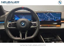 Saphirschwarz métallisé Utilisé 2025 BMW i5 Comfort Edition Berline | 86 900 € (Prix juste)
