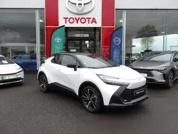 Blanc Nouvelle 2024 Toyota C-HR SUV | 38 990 € (Prix juste)