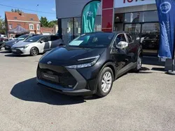 Utilisé 2024 Toyota C-HR SUV | 28 990 € (Super prix)