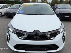 Blanc Nouvelle 2025 Mitsubishi Colt Invite+ Berline | 26 690 €
