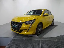 Jaune Utilisé 2021 Peugeot 208 Style Citadine | 14 290 € (Prix assez cher)