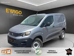 Gris Nouvelle 2025 Peugeot Partner S Van | 31 490 €