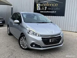 Gris Utilisé 2017 Peugeot 208 Allure Citadine | 8 490 € (Prix juste)