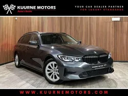 Gris Utilisé 2021 BMW 316 Sport Line Break | 19 500 € (Prix juste)