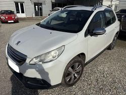 Blanc Utilisé 2014 Peugeot 2008 Allure SUV | 9 990 € (Prix juste)