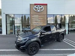 Utilisé 2023 Toyota HiLux Pick-up | 43 980 € (Prix assez cher)