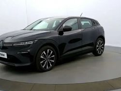 Noir Utilisé 2024 Renault Mégane Evolution Berline | 27 980 € (Prix juste)