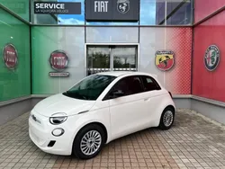 Ice white pastel Nouvelle 2025 Fiat 500e Red Berline | 22 990 €