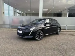 Noir Utilisé 2021 Peugeot 208 GT Citadine | 17 750 € (Prix juste)