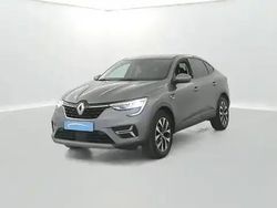 Gris Utilisé 2023 Renault Arkana Evolution SUV | 20 990 € (Prix juste)