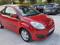 Rouge Utilisé 2009 Renault Twingo Dynamique Citadine | 4 990 € (Bon prix)