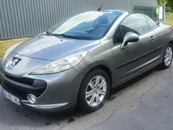 Gris Utilisé 2010 Peugeot 207 CC Sport Cabriolet | 6 000 € (Prix juste)