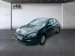 Noir Utilisé 2016 Peugeot 308 Access Citadine | 6 090 €