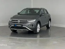 Utilisé 2024 VW T-Roc Style SUV | 32 799 € (Prix assez cher)