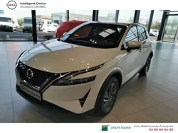 Blanc lunaire (spéciale) Utilisé 2023 Nissan Qashqai SUV | 24 500 € (Prix juste)