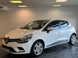 Blanc Utilisé 2018 Renault Clio IV Business Berline | 10 980 € (Prix juste)