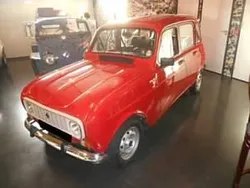 Rouge Utilisé 1991 Renault R4 Berline | 9 900 €