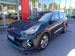 Bleu saphir mã©tallisã© Utilisé 2021 Kia e-Niro 2 SUV | 19 999 € (Prix juste)