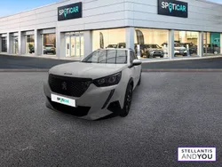 Blanc Utilisé 2021 Peugeot 2008 Allure SUV | 18 290 € (Prix juste)