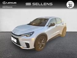 Blanc arctique métallisé Utilisé 2024 Lexus LBX SUV | 32 800 € (Prix juste)
