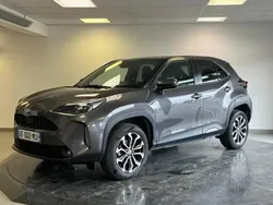 Gris Utilisé 2022 Toyota Yaris Cross Design SUV | 22 980 € (Prix assez cher)
