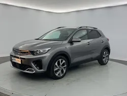Gris Utilisé 2024 Kia Stonic GT-Line SUV | 19 972 € (Prix juste)