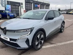 Gris Utilisé 2022 Renault Mégane Equilibre Berline | 19 189 € (Prix juste)