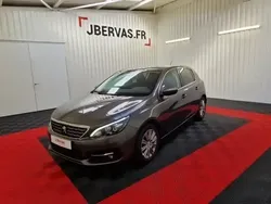 Utilisé 2021 Peugeot 308 Allure Berline | 15 990 € (Prix juste)