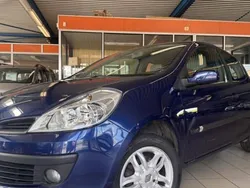 Utilisé 2005 Renault Clio II Authentique Citadine | 4 990 € (Prix cher)