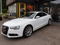 Blanc Utilisé 2014 Audi A5 Ambiente Coupé | 20 489 €