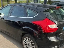 Utilisé 2014 Ford Focus Titanium Berline | 6 990 € (Prix assez cher)