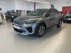 Gris Utilisé 2025 Kia Stonic GT-Line SUV | 24 399 € (Prix cher)