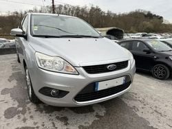 Gris Utilisé 2011 Ford Focus Ghia Berline | 5 990 € (Prix juste)