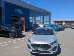 Gris Utilisé 2024 Ford Focus ST-Line X | 26 880 € (Prix assez cher)