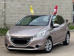 Utilisé 2012 Peugeot 208 Citadine | 3 990 € (Bon prix)