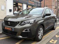 Vert Utilisé 2020 Peugeot 3008 Business-Line Monospace | 14 490 € (Super prix)