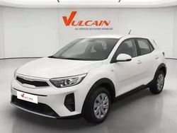 Blanc Utilisé 2023 Kia Stonic Motion SUV | 15 990 € (Prix juste)
