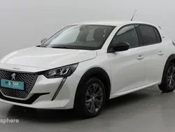 Blanc banquise (o) Utilisé 2022 Peugeot e-208 Style Citadine | 16 499 € (Bon prix)