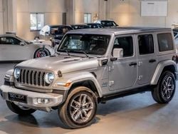 Utilisé 2024 Jeep Wrangler Sahara SUV | 75 900 €