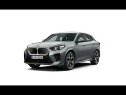 Gris Nouvelle 2025 BMW iX2 M Sport SUV | 51 200 € (Prix juste)