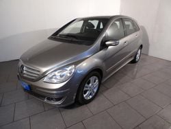 Gris Utilisé 2006 Mercedes B180 Monospace | 9 490 € (Prix cher)