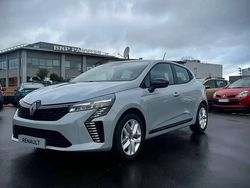Gris Nouvelle 2025 Renault Clio V Evolution Berline | 21 890 € (Prix juste)