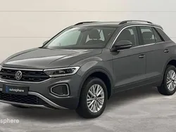 Utilisé 2022 VW T-Roc Life SUV | 26 599 € (Prix juste)