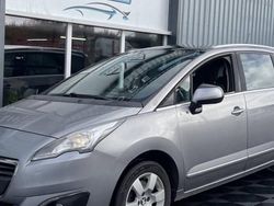 Utilisé 2015 Peugeot 5008 Style Monospace | 11 980 € (Prix assez cher)